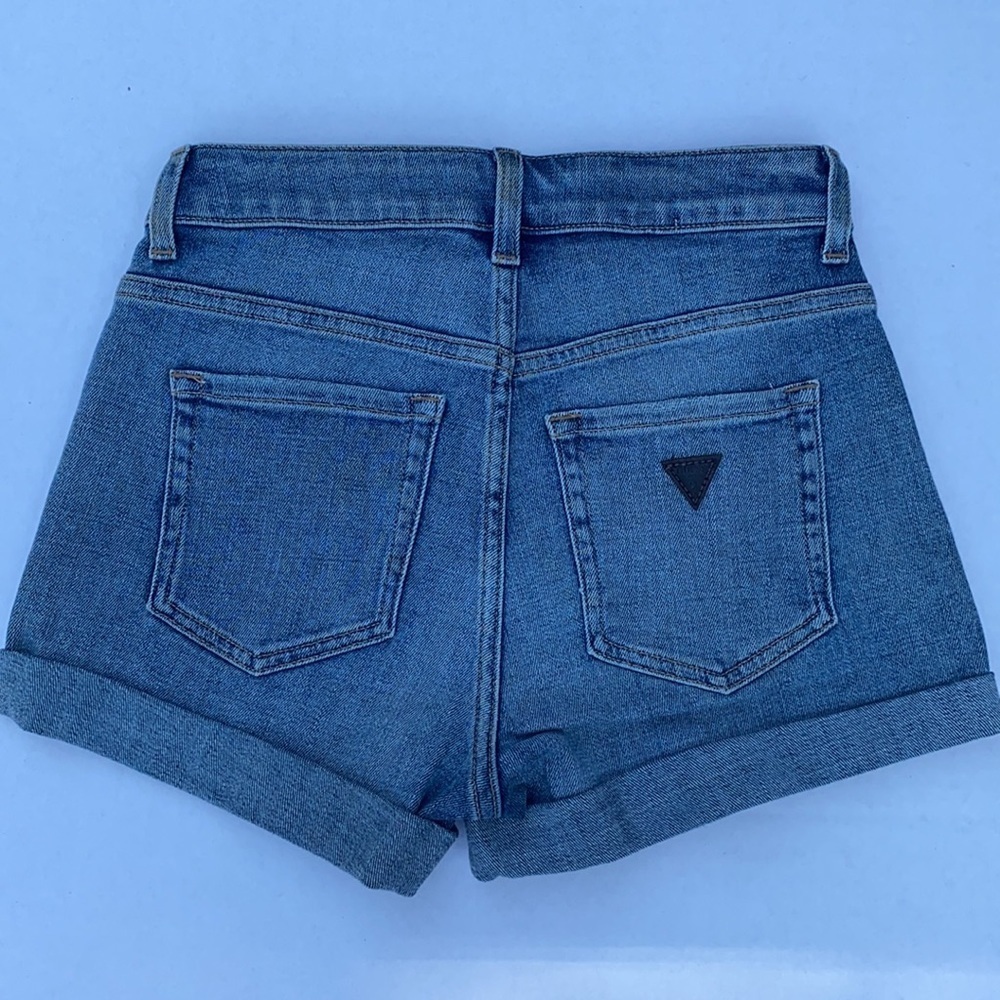 New GUESS Women's Denim Short SZ 24 - Picture 4 of 5